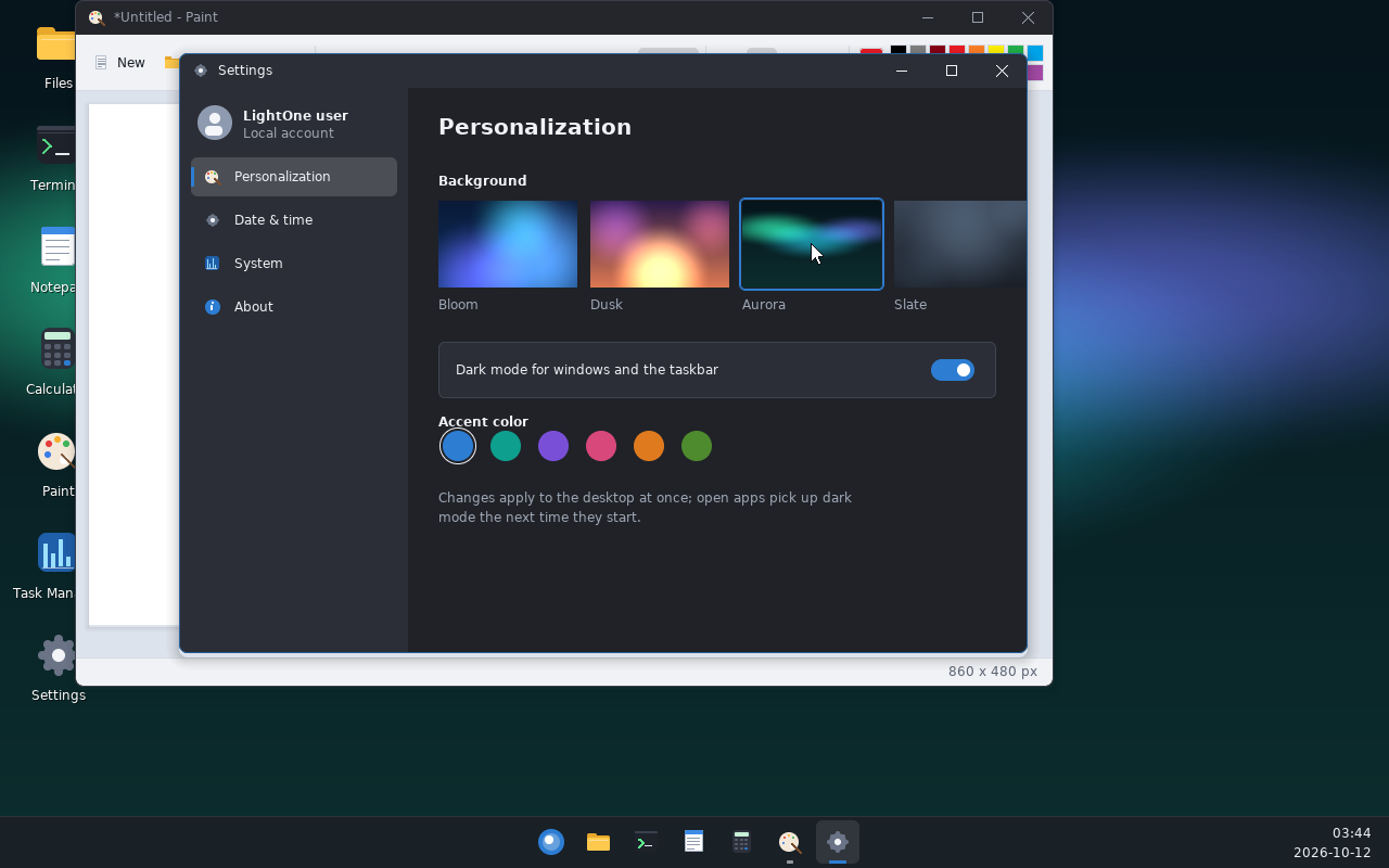 Settings in dark mode, choosing a wallpaper and an accent color